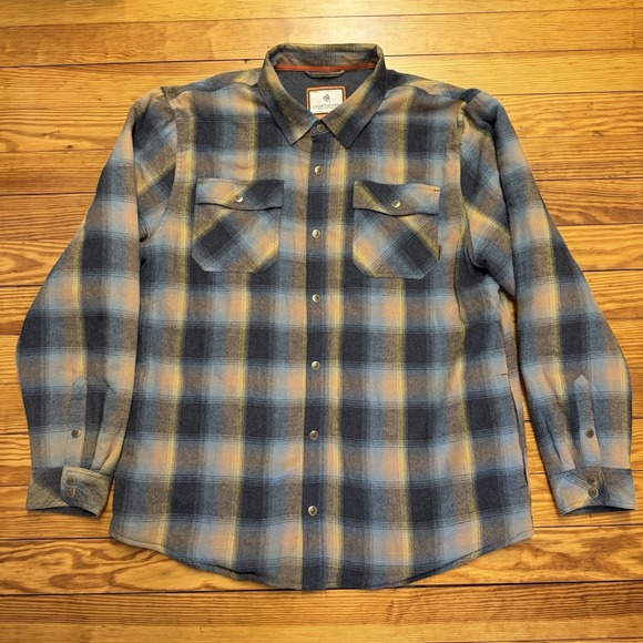 Legendary Whitetails Other - Legendary Whitetails Men's 2XT Plaid Flannel Shirt Jacket Thermal Lined Snaps